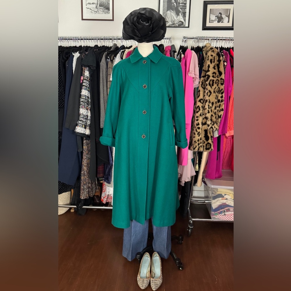 Vintage Russell Scott Coat PTP 22” Length 45”